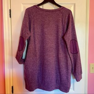 Acting Pro long sleeve tunic sweater with pockets